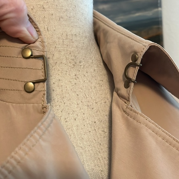 Norma Kamali Double Breasted Trench - Picture 4 of 16